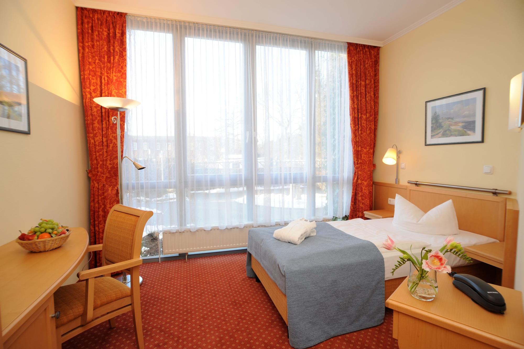 Hotel Godewind Rostock Buitenkant foto