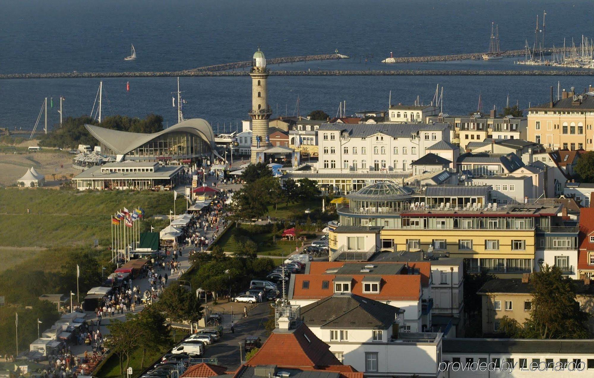 Hotel Godewind Rostock Buitenkant foto